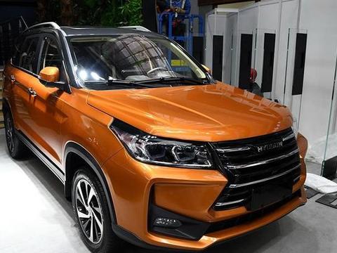 这款车售价5万，外观动感，配置丰富，实力叫板宝骏！