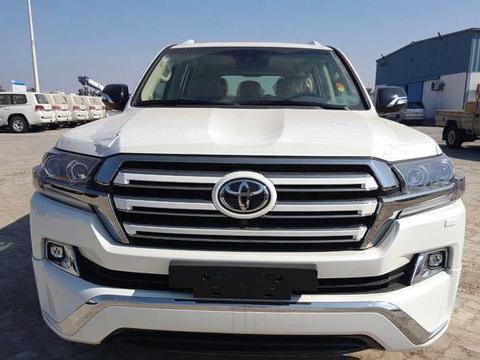 18款丰田酷路泽5700无一不彰显丰田家族SUV的魄力和风范