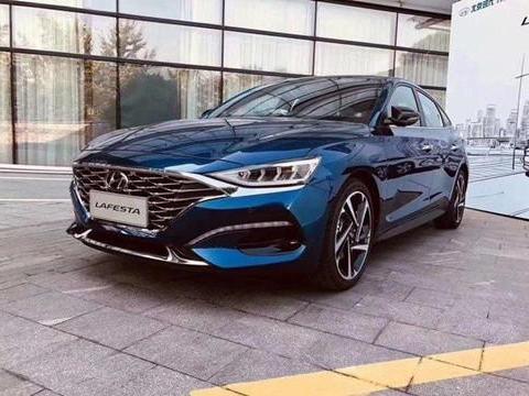 现代最帅轿跑到店，7.6秒破百，油耗仅5.7L或12万起，谁还买思域