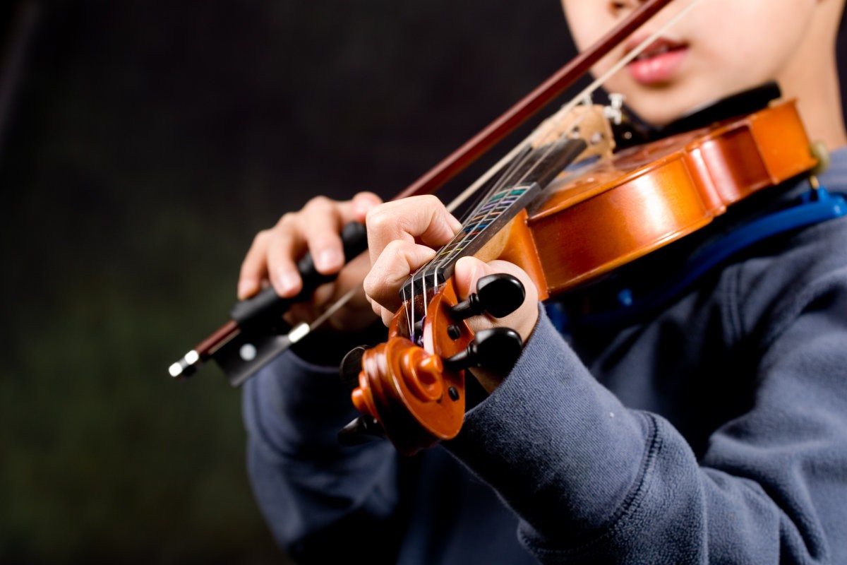 业余学习小提琴需要追求专业吗?很多琴童家长