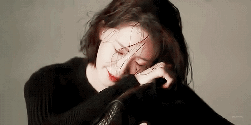 林允儿红秀视频花絮是冷艳的女郎也是清俊的美少年!