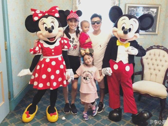 李安琪生病吃药过敏,脸肿遭李小鹏吐槽,网友:是