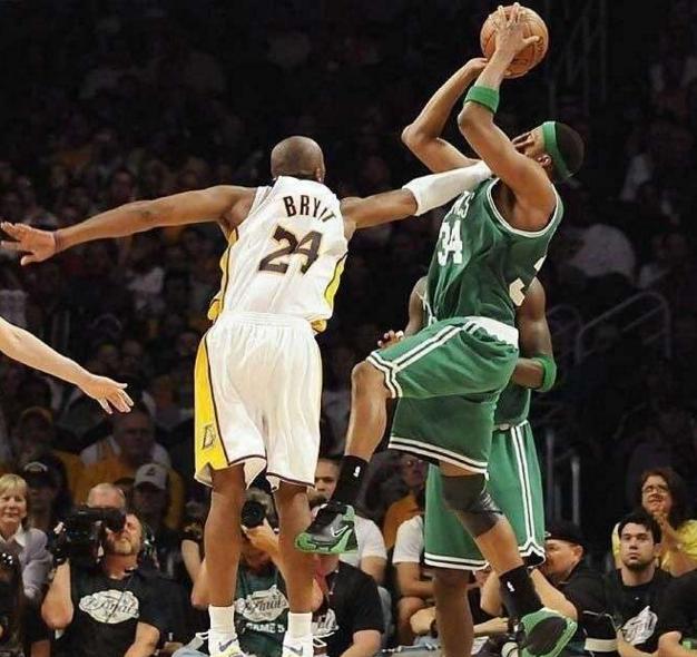 nba那些搞笑防守时刻 科比指挥交通 哈登的眼神防守