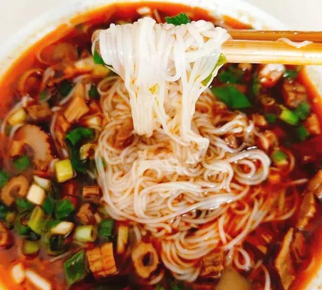 新晋抖音网红城市绵阳:我就是我,颜色不一样的