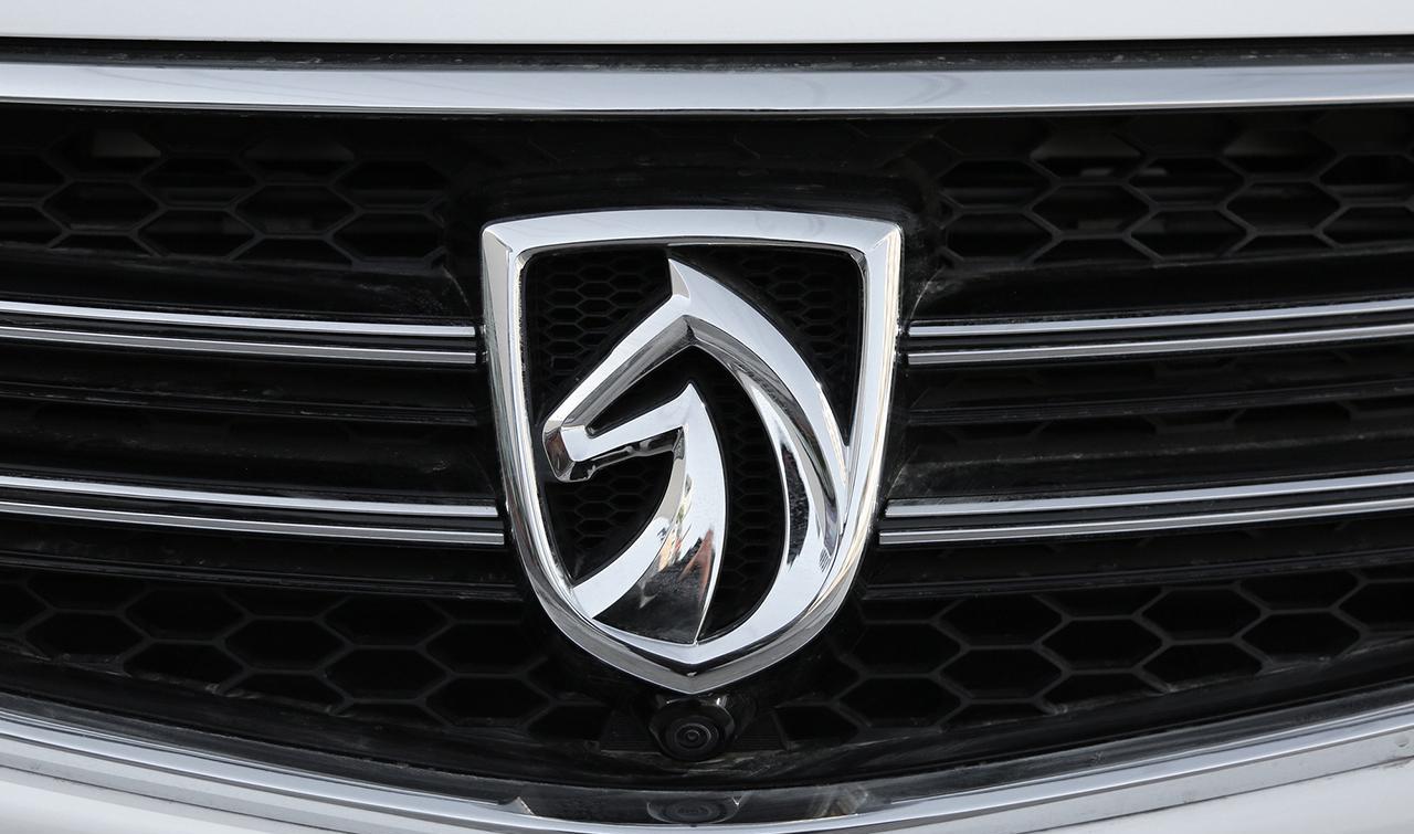 “面包车”配上了Infinity音响、6速湿式双离合, 宝骏730自动挡