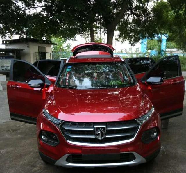 媳妇看到“尾灯”后, 吵着不买510, 立马去买辆这车