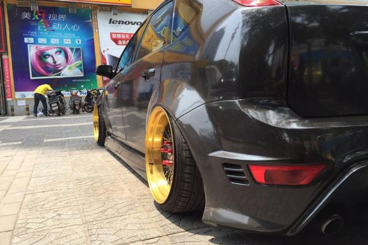 两台很彻底的经典福克斯！福克斯MK2改装案例