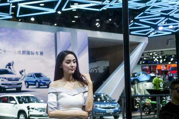 2018成都车展：比抖音小甜甜更值得一看的五大车模