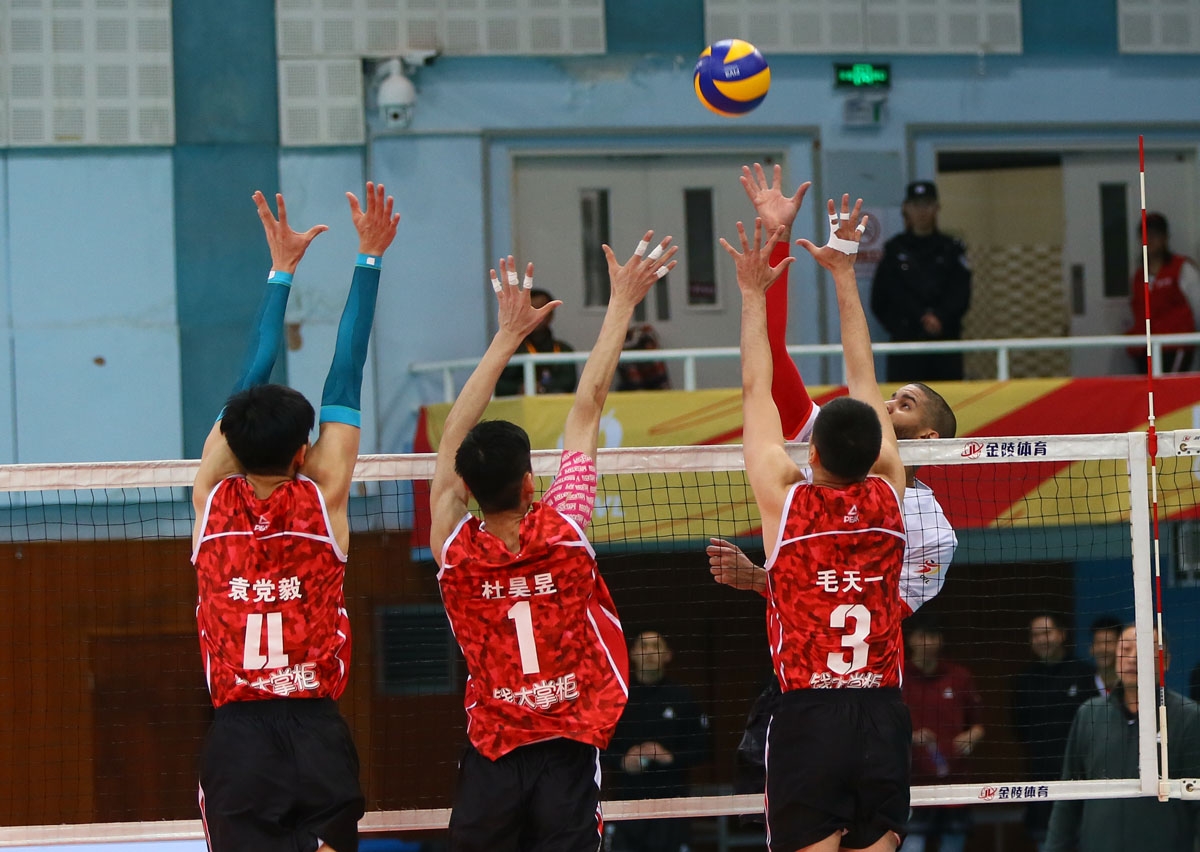 男排超级联赛第二阶段北汽男排3:0八一 取得新