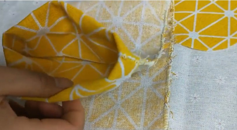 利用废旧布料自制颈椎枕,让家人远离颈椎问题