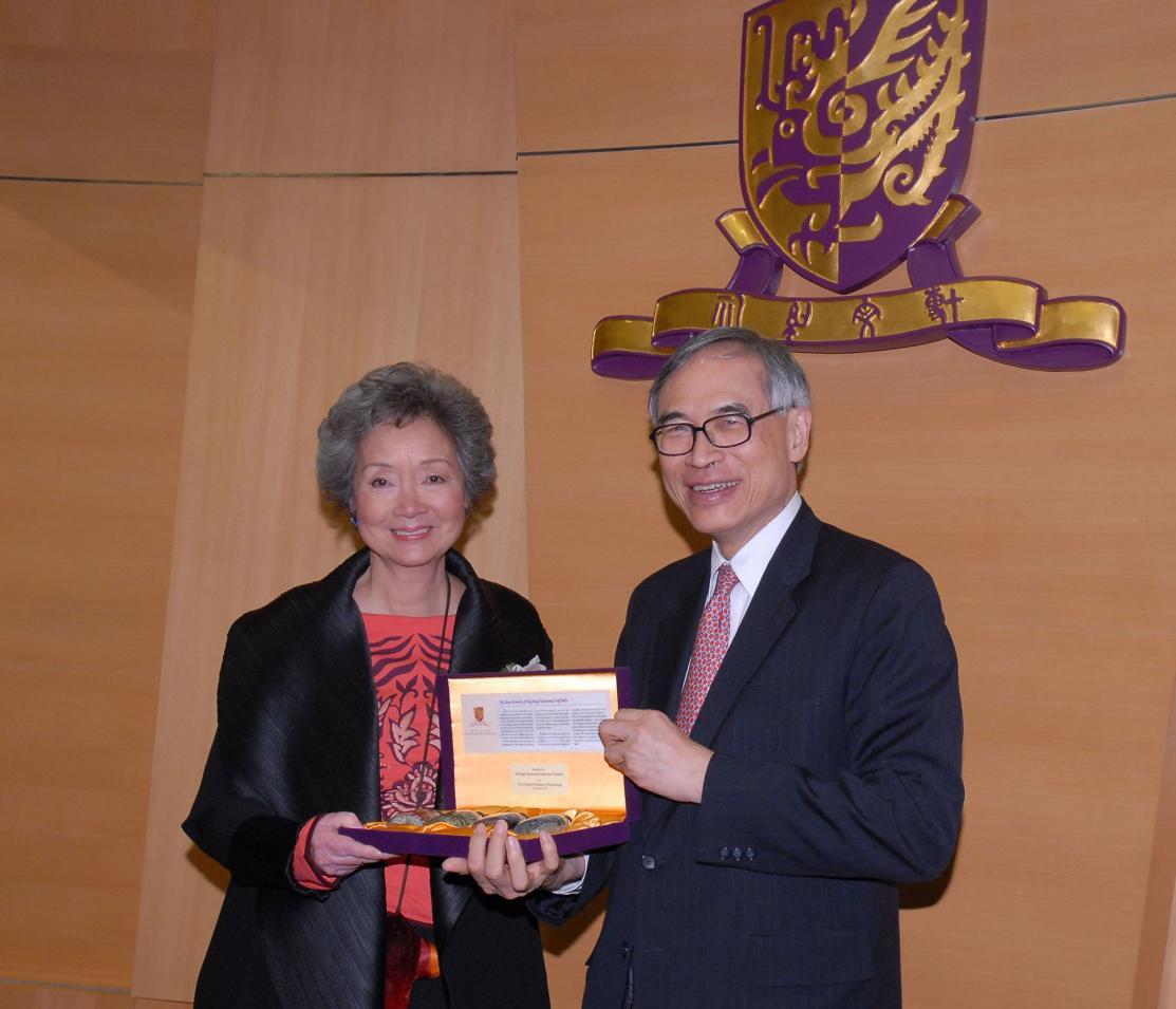 中国人为何喜欢移民加拿大? 因为加拿大国家元