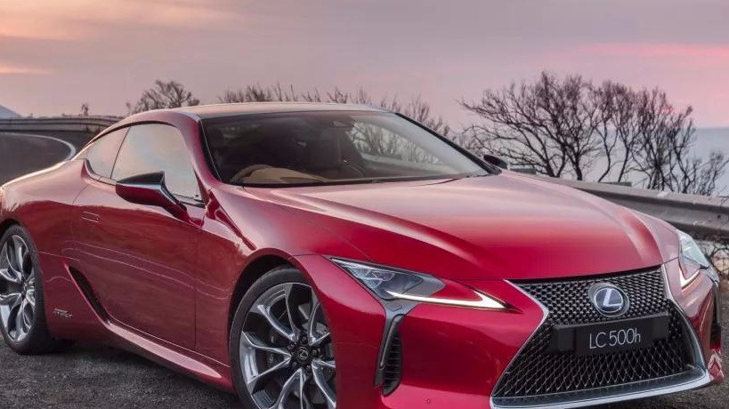 满大街2.0T四缸机，你是否从未感受过六缸自吸的魅力？