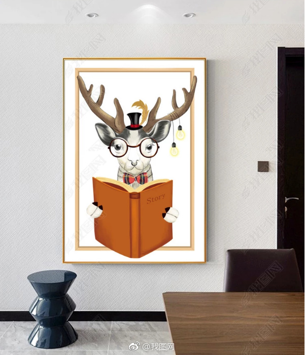 不少人喜欢在家里客厅挂鹿头,寓意着对美好生