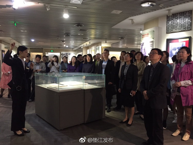 县委统战部开展纪念中共中央发布五一口号7