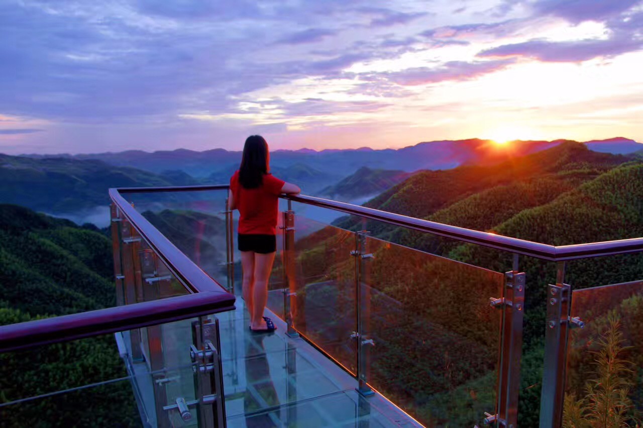 宁波观景平台系列之一:白鹿狮峰观景平台,面朝白鹿,春暖花开