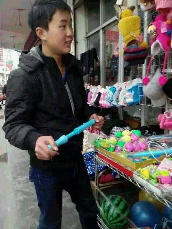 变形计开播十年了，那些农村少年现在怎么样了？