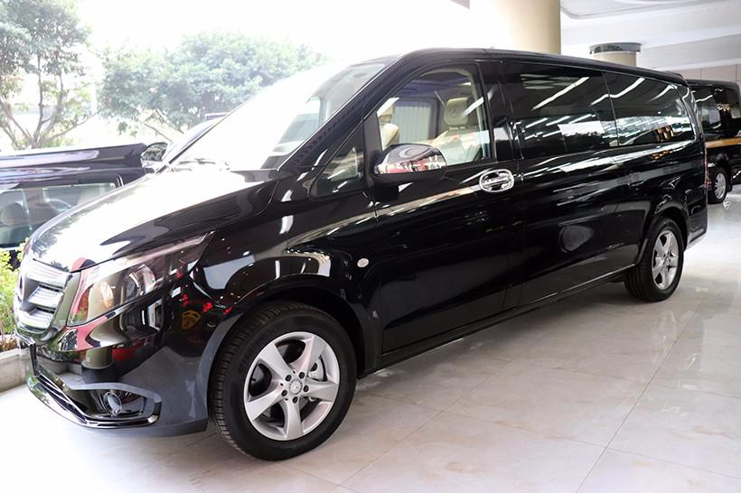 看颜值更看重性能，奔驰威霆平顶二者兼具