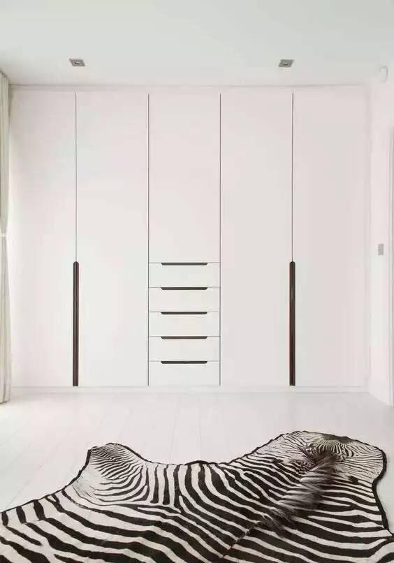 2018衣柜流行新趋势,这样的衣柜才上档次