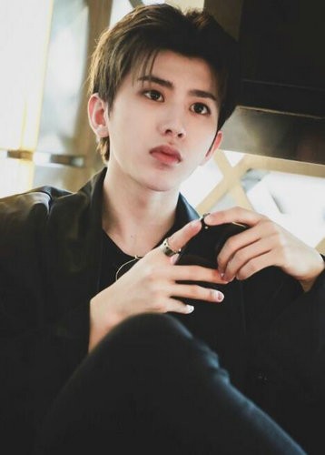 蔡徐坤入驻抖音?知道真相后,网友:原谅我不厚