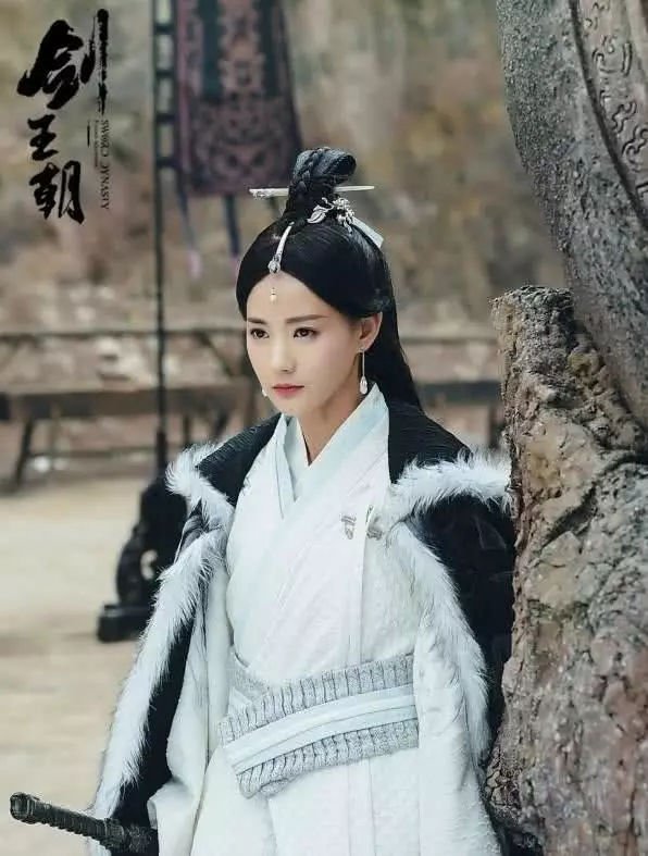 大型古装《剑王朝》未播先火,李一桐携姚笛刷三观,网友:追定了