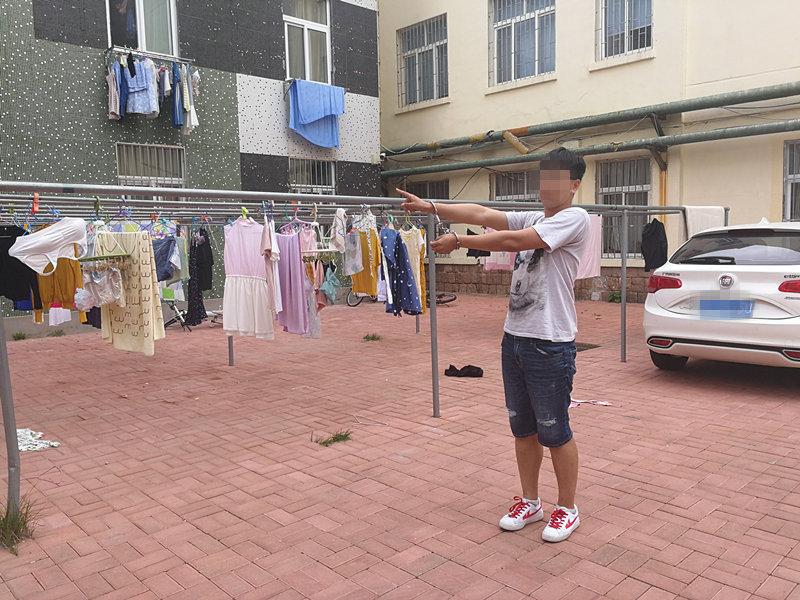 学校偷内衣_偷内衣(3)