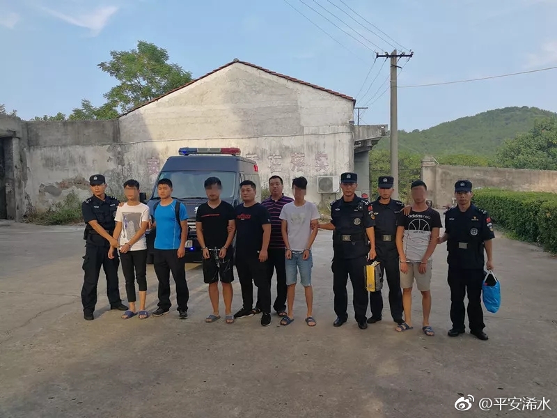 浠水警方向非法放贷暴力讨债黑恶势力亮剑