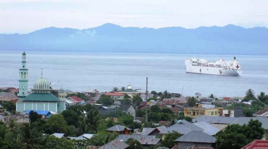 又填三个免签国!中国护照,大概比中国男足努力