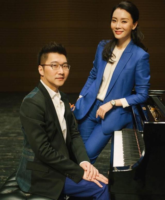 他钢琴名气不亚于“郎朗”，被前妻出轨，二婚闪婚女神陈数！