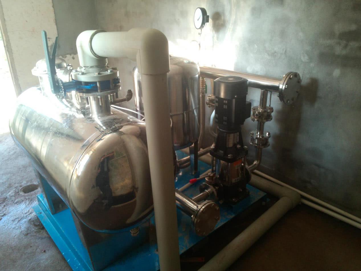 小区做二次供水,物业表示费用平摊,业主:没用这