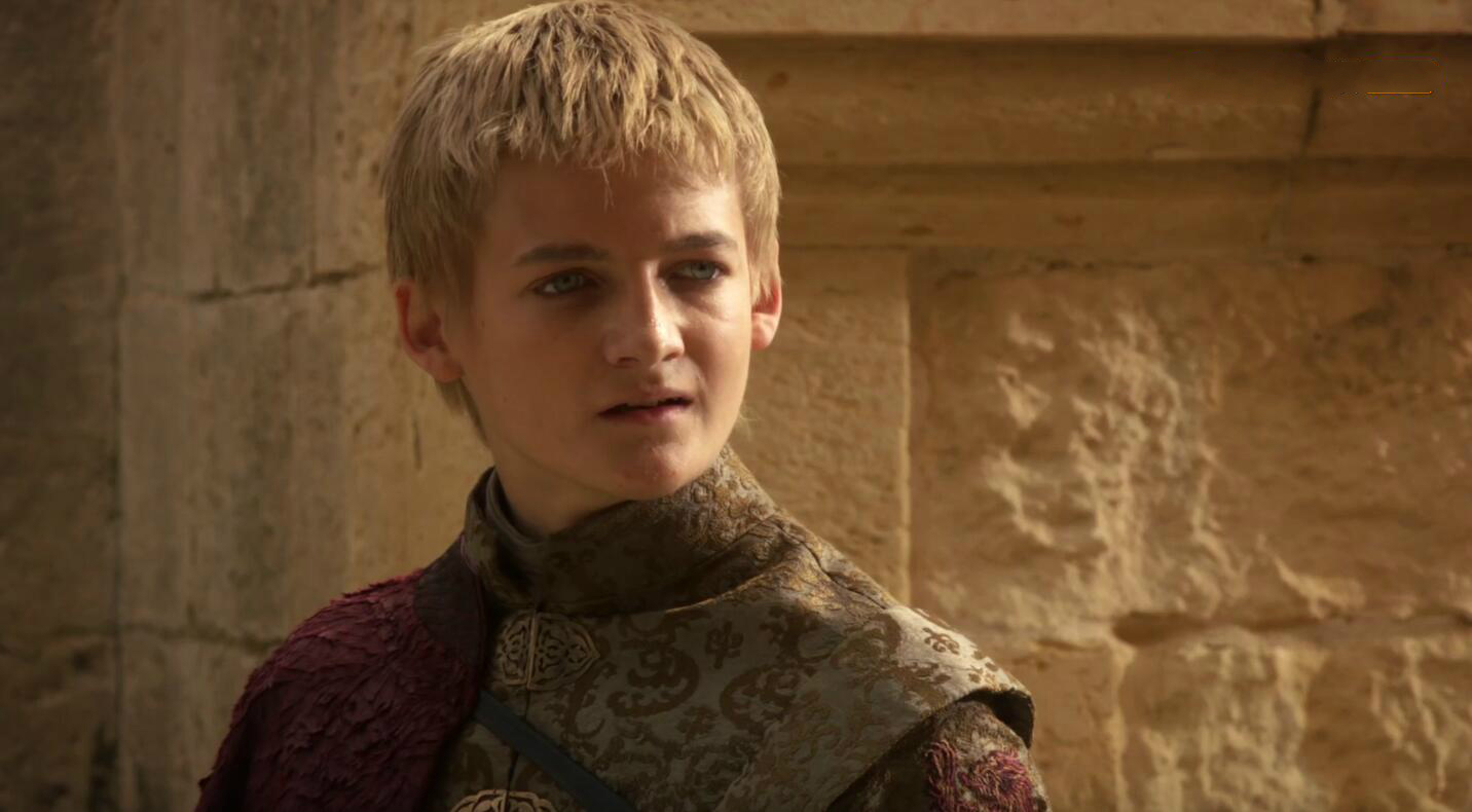 见过《权游》男人婆布蕾妮穿上长裙的样子吗,居然很惊艳!