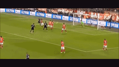 盘点欧洲足坛十大门将,布冯老当益壮,德赫亚众望所归