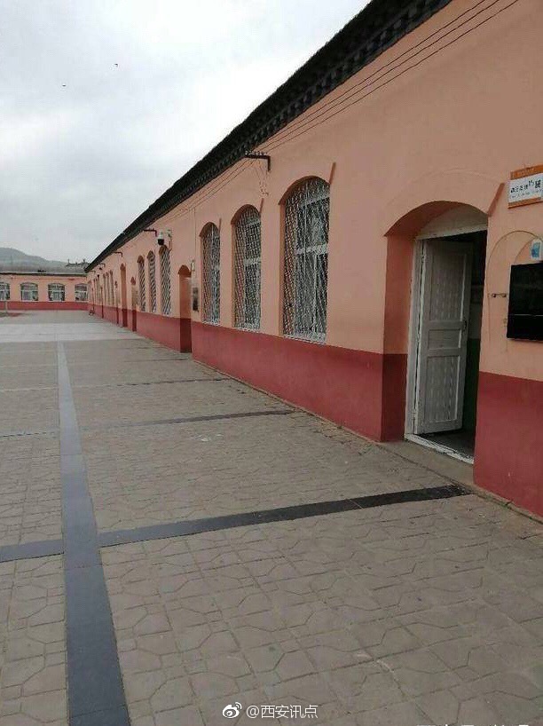 请纪委调查米脂中学耗资近百万的人脸识别考勤