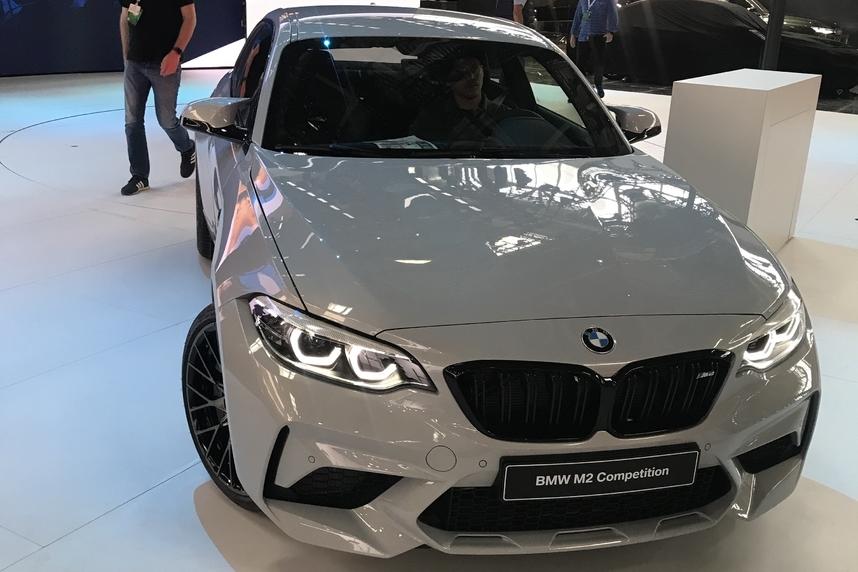 百公里加速仅4秒，这辆60万的宝马开起来比保时捷还爽？