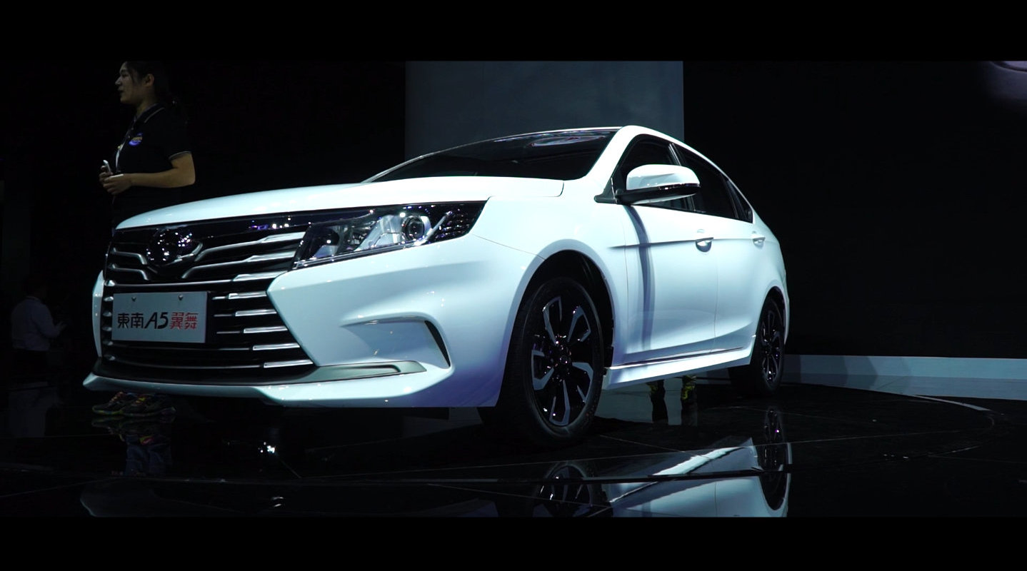 国六来了也不怕 广州车展东南A5翼舞静态解析