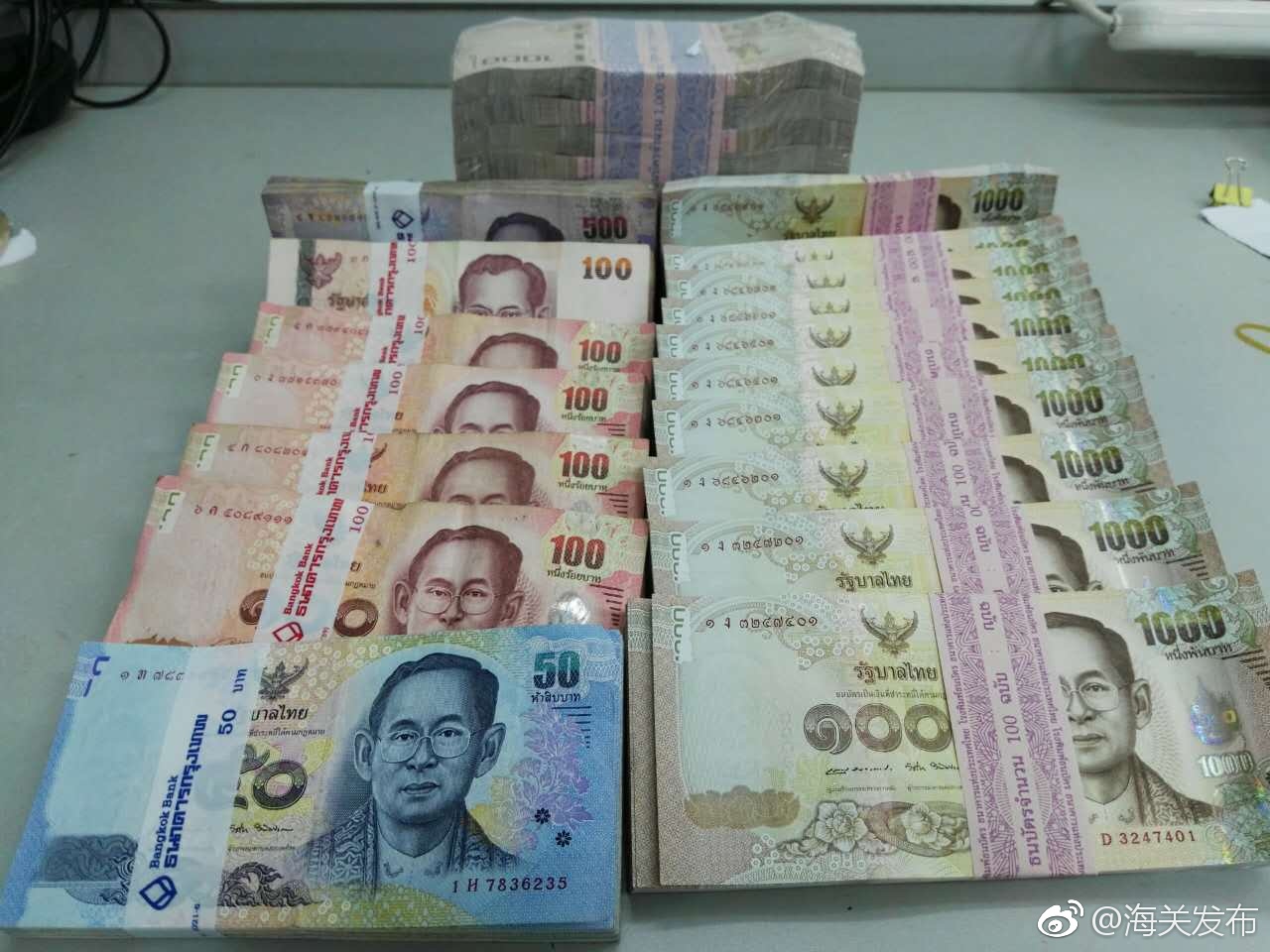 9千万泰铢空运进口来到南宁