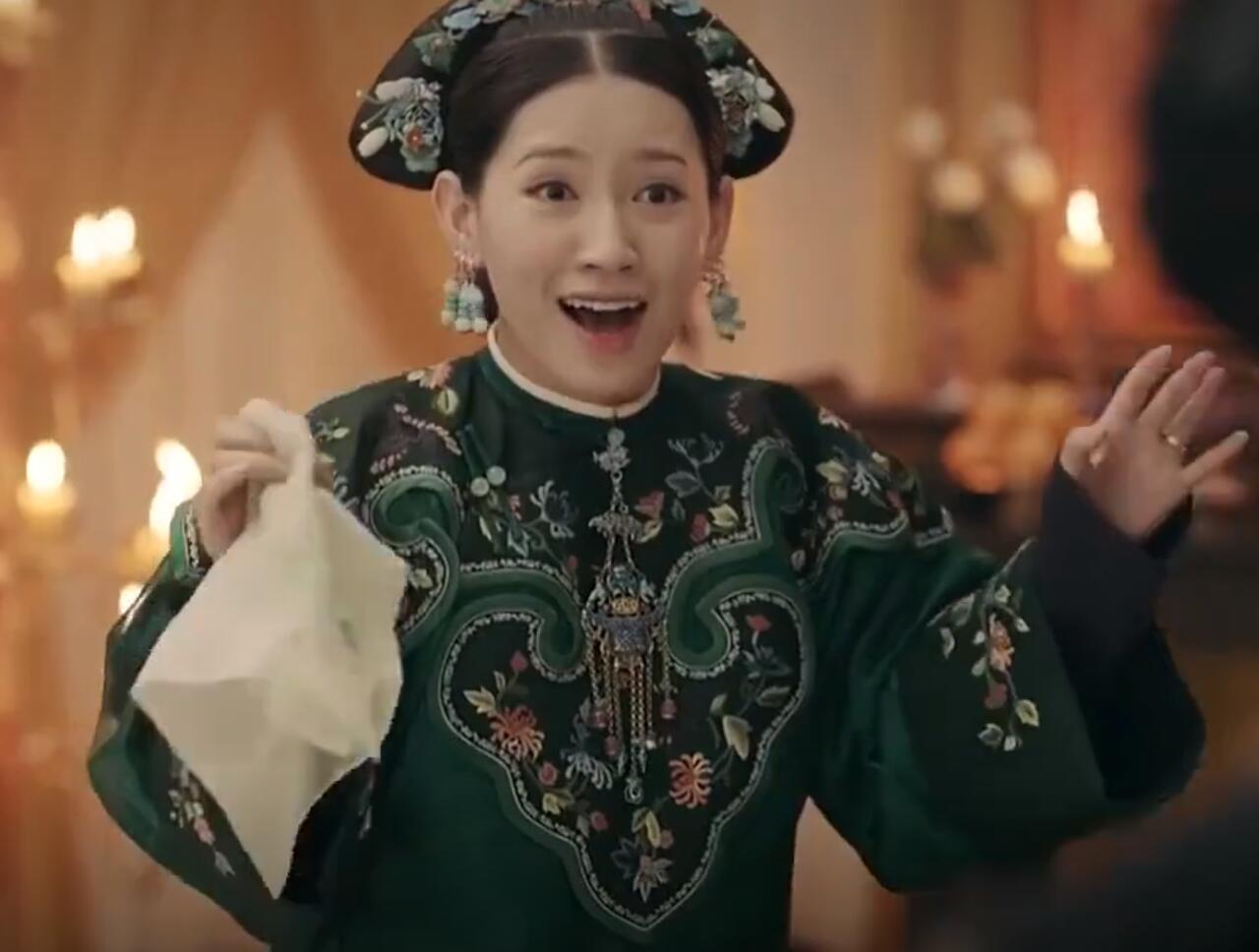 于正发文向尔晴的扮演者苏青致歉，尔晴回复:爱角色胜过爱自己