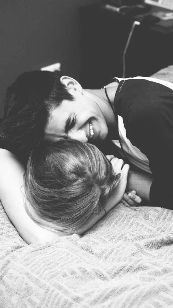 如何幽默风趣地和女生聊天?