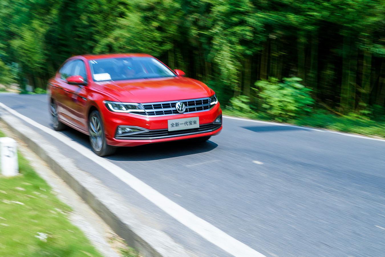 8.3秒破百！MQB平台！试驾大众又一神车--全新宝来！