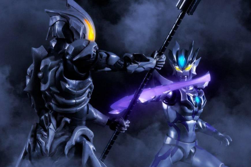 赛罗奥特曼无限形态shf劲爆来袭, 计时器可替换, 武器为赛罗大刀