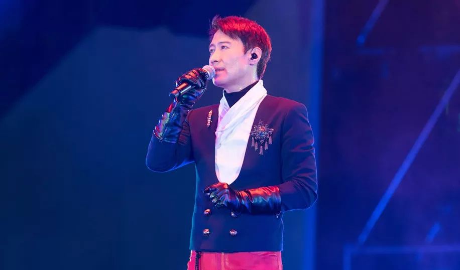 《跨界歌王》刘恺威唱了两首张学友的歌,但我