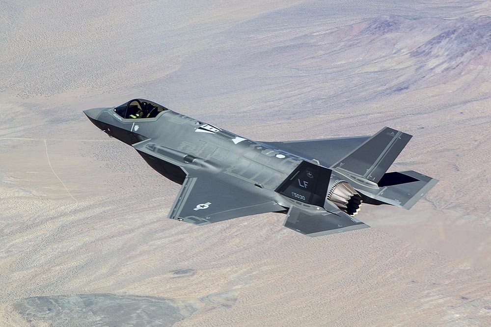 印度五代机计划陷入停滞,成飞单发五代机将助