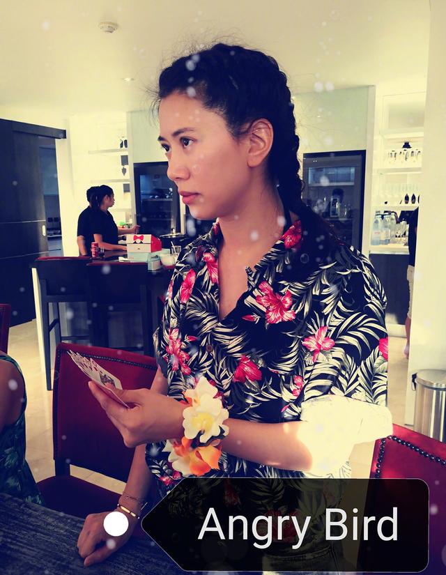 袁咏仪与应采儿两家同行度假,Jasper再露招牌