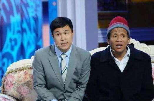 宋小宝成名后抛妻弃子,两任妻子对比照,两任妻