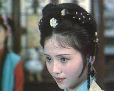 52岁陶慧敏近照曝光！曾为老公守寡10年，如今伴女儿美美出嫁