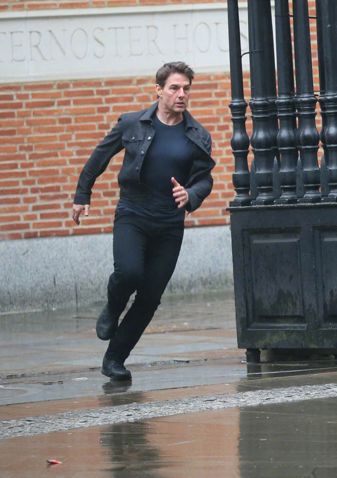 阿汤哥汤姆·克鲁斯主演《碟中谍6:全面瓦解