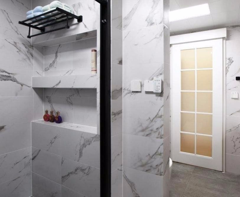 卫生间砌壁龛用啥隔板,一个很有意义的设计