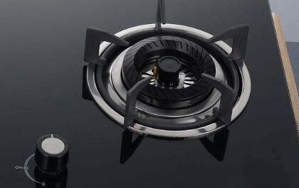 厨房炉灶买旋火的还是直火的?听老师傅一说,后