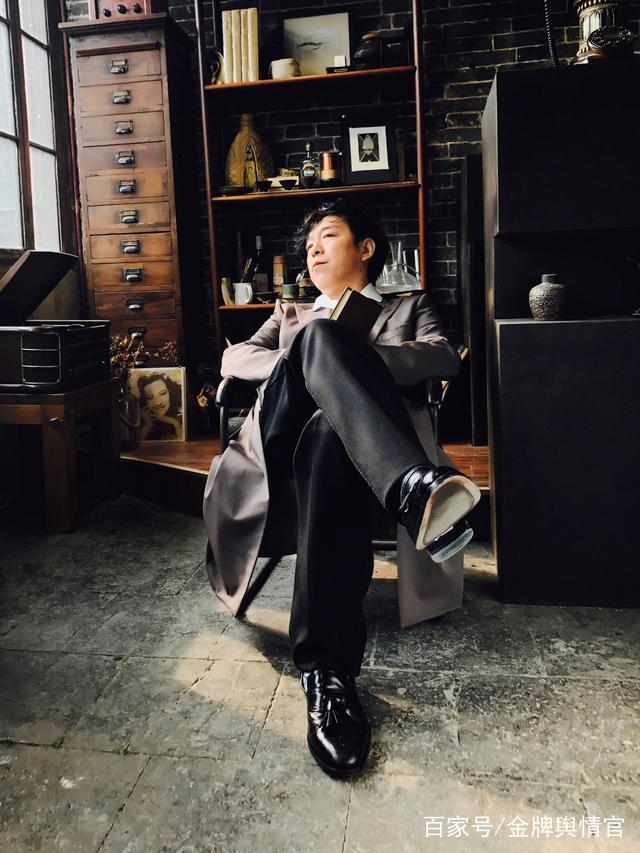 黄渤的日本女粉丝居然藏在王迅的微博里面