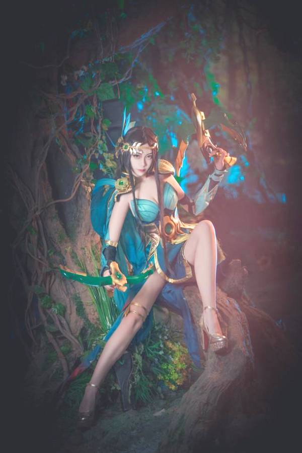 王者荣耀Cos最美,小姐姐cos貂蝉 《cos·秀》王者荣耀虞姬cosplay垓下歌依旧刻骨铭心