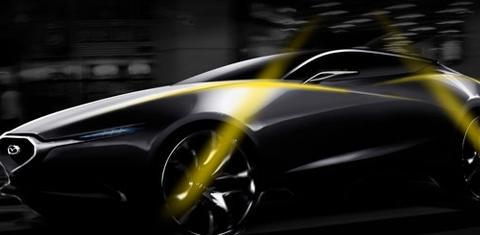 在致敬经典的同时，环抱式造型，营造出速度和激情